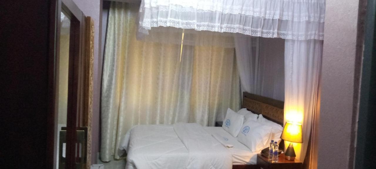 Jakicha Motel Дар-ес-Салам Екстер'єр фото